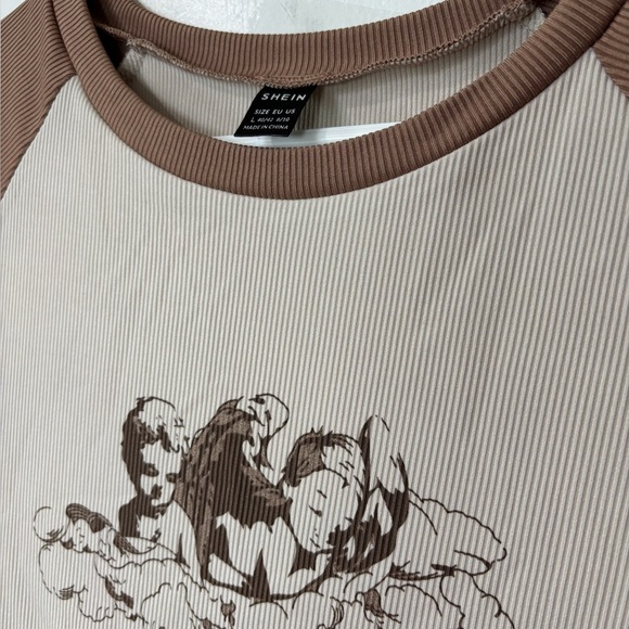 🎉4/30$🎉 SHEIN 'Angel Baby' Brown Raglan Crop Tee - Size Large - Picture 2 of 4
